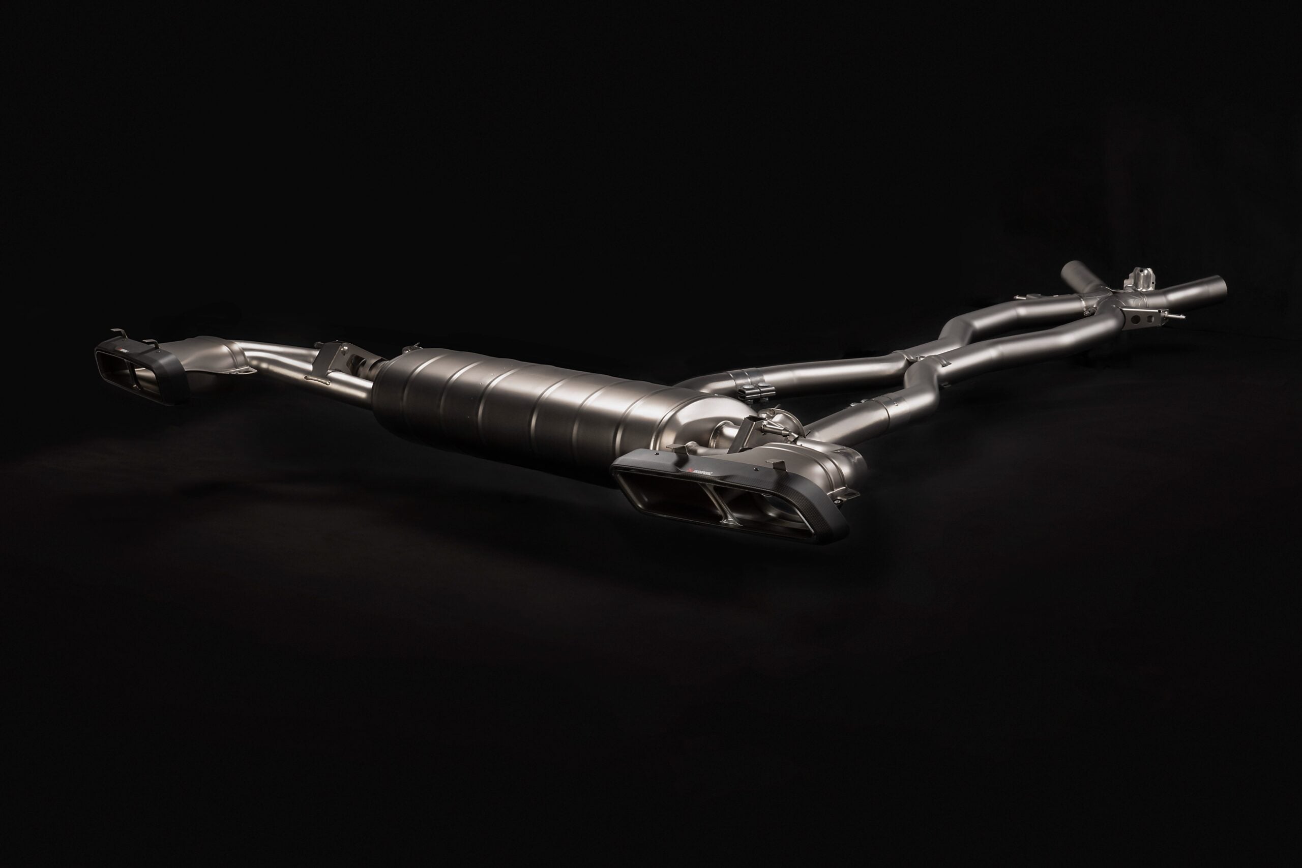 AKRAPOVIČ INTRODUCES THE NEW EVOLUTION LINE (TITANIUM) FOR MERCEDES-AMG MODELS