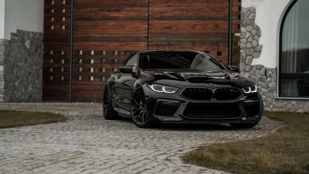 KW Coilover Kit Variant 4: Everyday use performance for BMW M8 (F92)